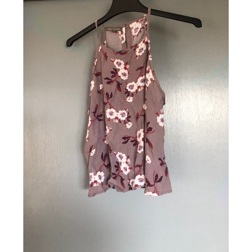 Don’t Ask Why One Size tank top button and open back floral